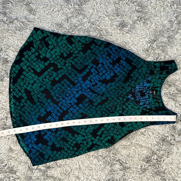 Massimo Geometric Patterned Tank Top - Picture 6 of 10